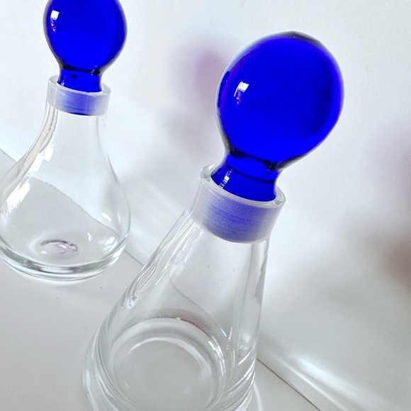 Vintage Perfume Bottle Set of Two Hand Blown Glass Cobalt Blue Stopper. - Picture 2 of 4